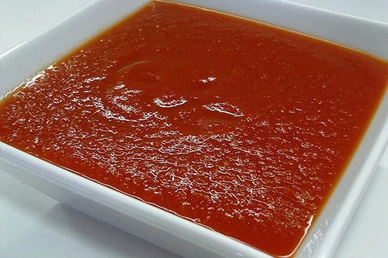 La ANMAT prohibió una marca de tomates triturados