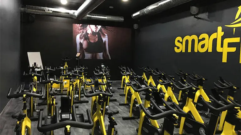 Cadenas de gimnasios extranjeras se suben al negocio local del fitness