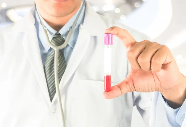 Una de las causas de abortos espontáneos: ¿qué es la trombofilia y cómo se puede tratar?