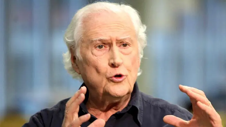 Pino Solanas le pidió a Cristina que defina su candidatura y "salga a conducir"