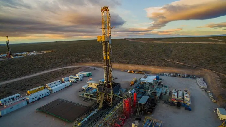 Pymes piden eliminar importación de bienes de capital usados para Vaca Muerta