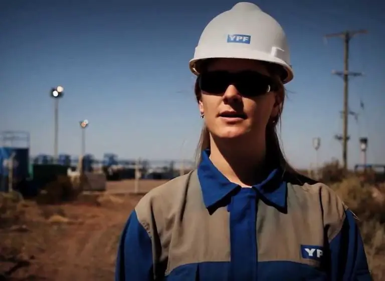 Fundación YPF acelera su foco en educación con el lanzamiento de su primer MOOC sobre Oil&Gas