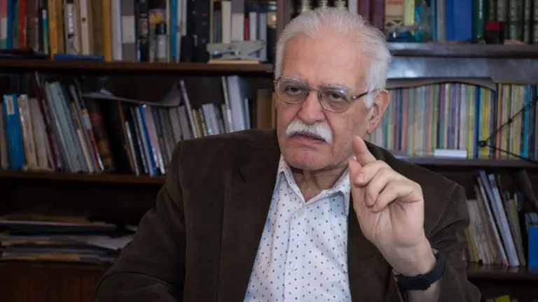 "El dólar va a estar a $50, el factor desestabilizador se llama Mauricio Macri"