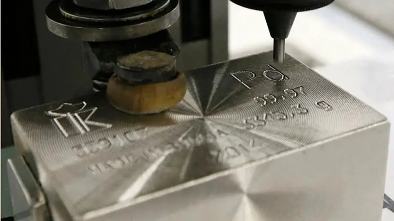 El paladio arrasa con el platino: es la nueva estrella en el mercado de los metales