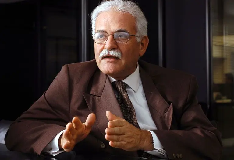 Pignanelli: "Para frenar la corrida del dólar se podría hacer un estricto control de capitales"