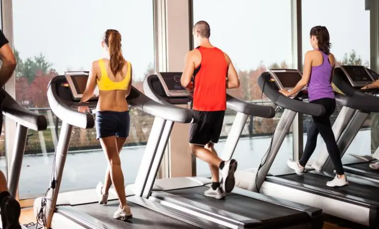 ¿Dónde es mejor correr, en la cinta o en la calle?