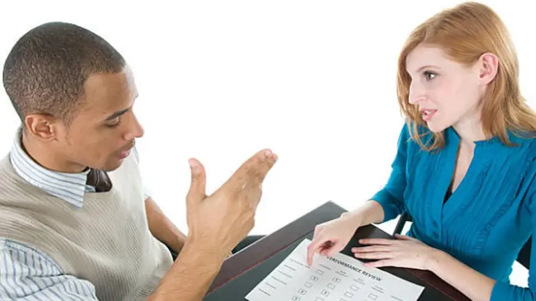 Los 5 errores que cometen los líderes en las evaluaciones de desempeño