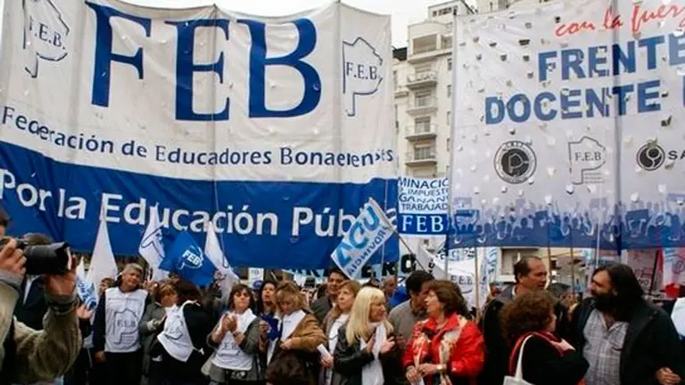 6,7,8 vuelve en forma de paro: docentes bonaerenses no trabajarán desde el miércoles