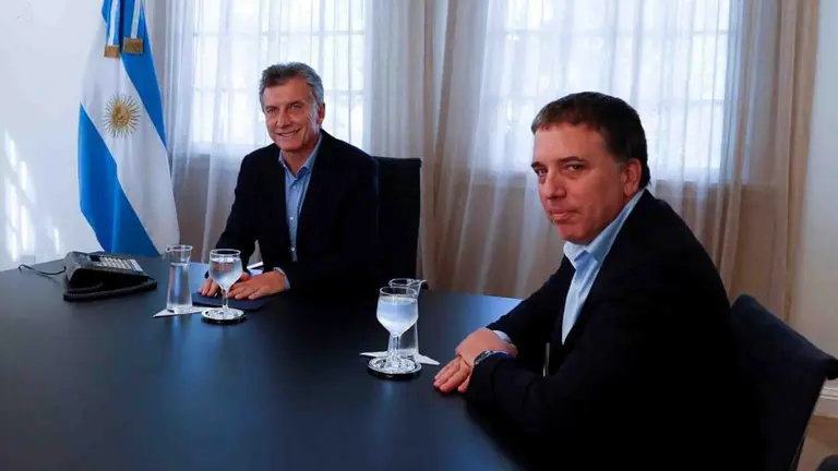 Dujovne, a Lavagna: "Una cosa es crecer al 9% haciendo todo mal y otra cosa es crecer haciendo las cosas bien"