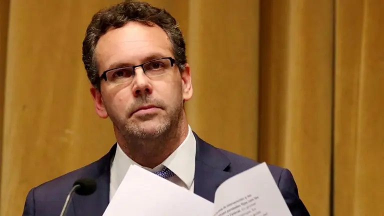 El Central traerá hasta 20.000 millones en billetes físicos para que no falten dólares a depositantes