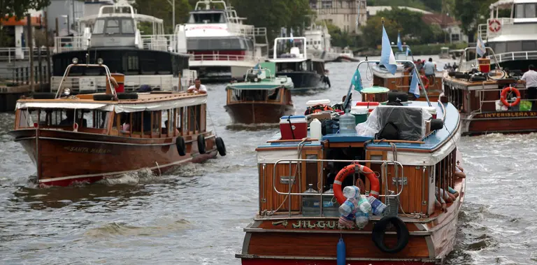 Paro de lanchas colectivas en Tigre: el conflicto afecta a 10.000 vecinos del Delta