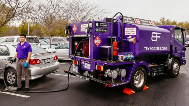Se analiza habilitar el delivery de combustibles a casas y oficinas