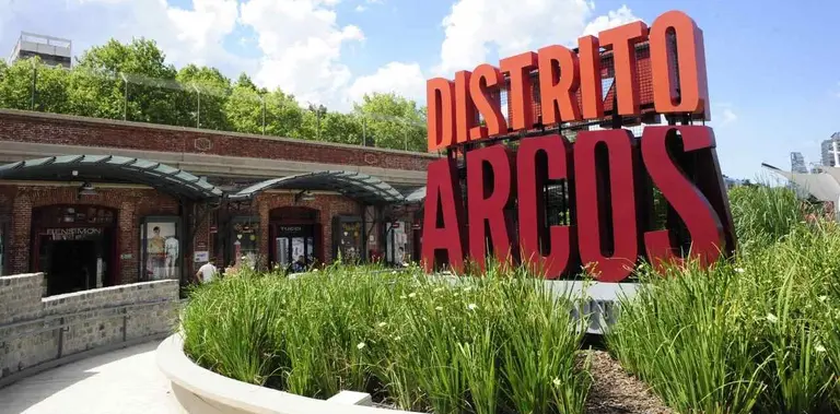 Palermo: buscan recuperar los terrenos en los que funciona el Distrito Arcos