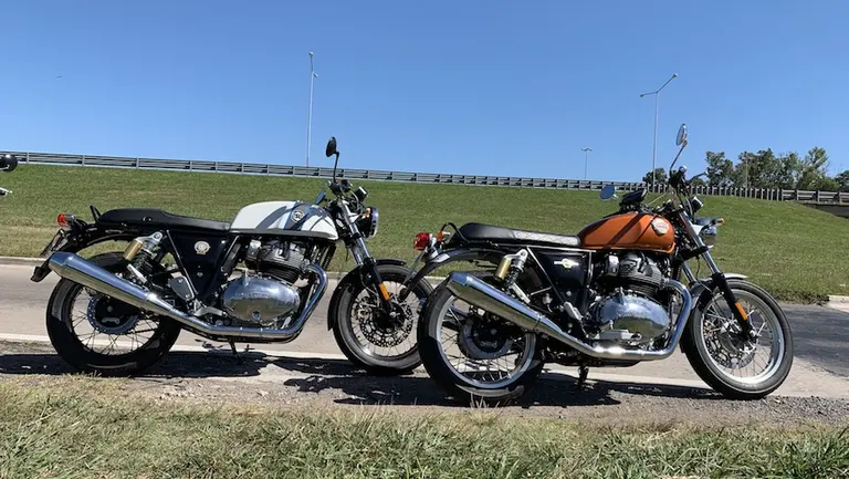 Royal Enfield revive las míticas motos bicilíndricas con dos lanzamientos