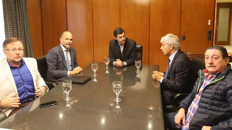 Urtubey: "Hay que poner al Gobierno a kilómetros de distancia del Poder Judicial"