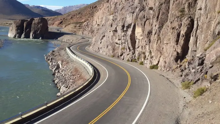 Argentina suma un nuevo paso Internacional a Chile para el transporte de cargas