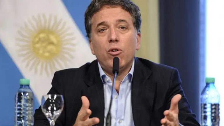 El Gobierno ajusta alivio en el impuesto al cheque