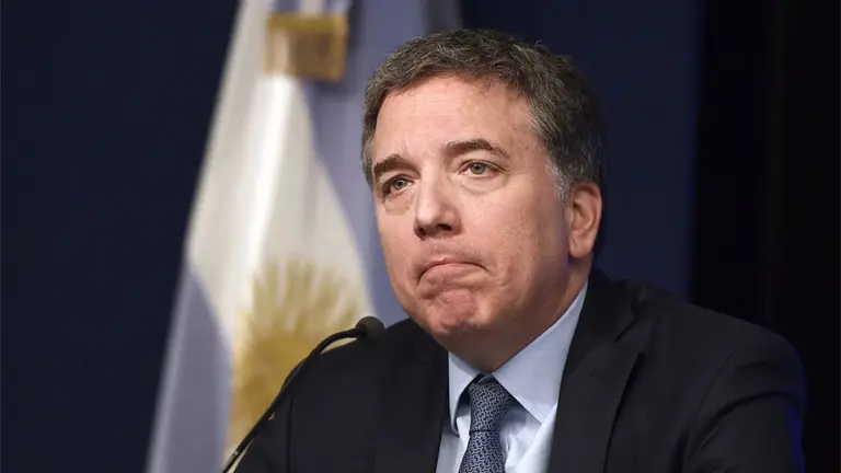 El Gobierno analiza cambios en el impuesto a las Ganancias para evitar el impacto sobre los feriados y las horas extras