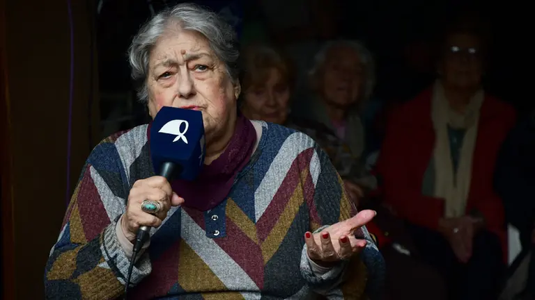 "Me chupa un huevo": la reacción de Hebe de Bonafini ante el procedimiento judicial en la sede de Madres de Plaza de Mayo