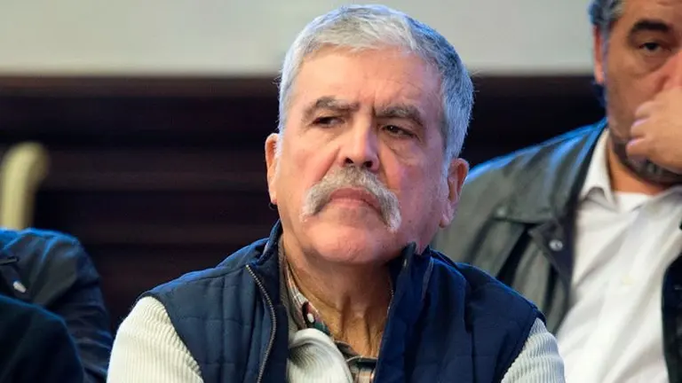 "Cortala con Massa", la campaña que De Vido lanzó desde la cárcel