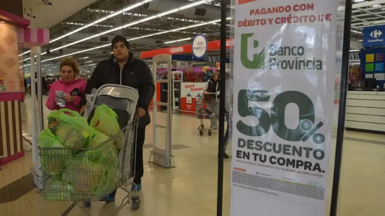 Vuelven los "supermiércoles" con 50% de descuento del BaPro: cómo y dónde comprar