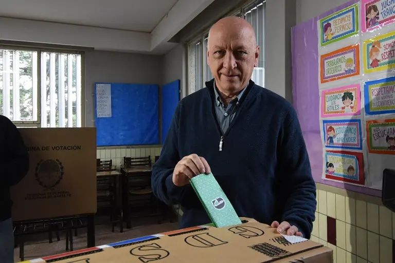 Elecciones en Santa Fe: Bonfatti fue el candidato más votado, pero fue el Peronismo la fuerza que más sumó