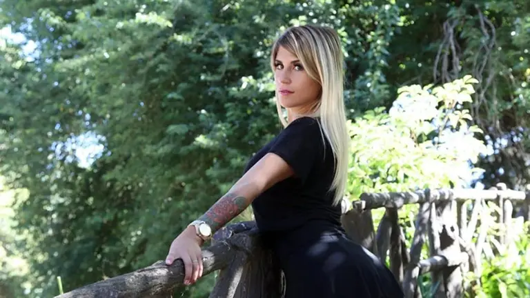 Escándalo: empleada pública denuncia que la echaron por sus videos hot