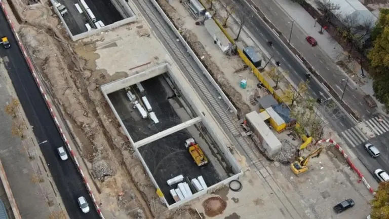 Video: así circularon los primeros camiones por el Paseo del Bajo