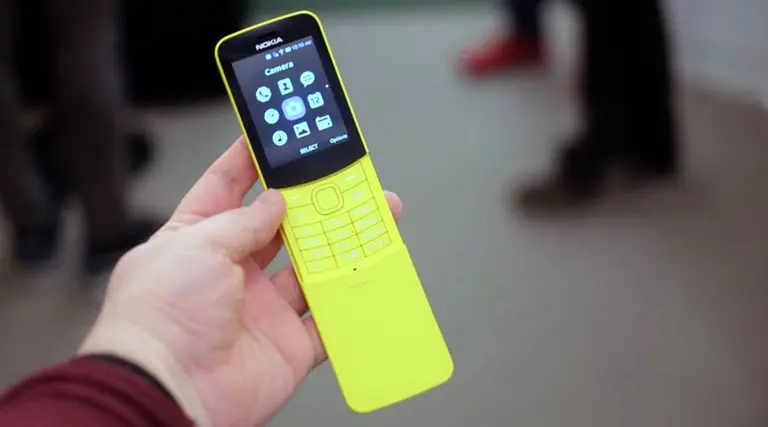 WhatsApp podrá descargarse en celulares que no tengan pantalla táctil