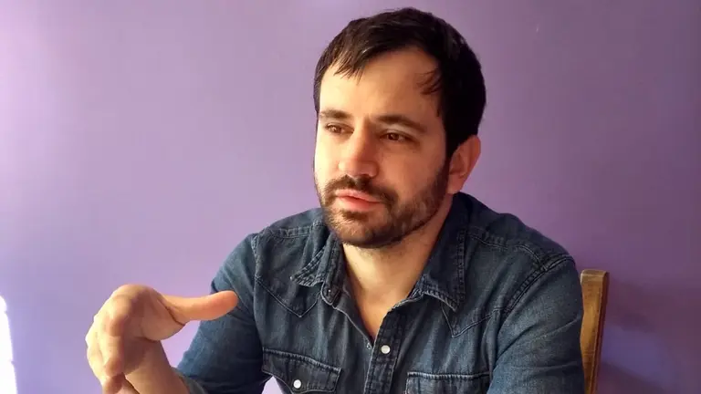 Contra la meritocracia y a favor de ministerios de la mujer y de la economía popular: así piensa la "nueva Carta Abierta"