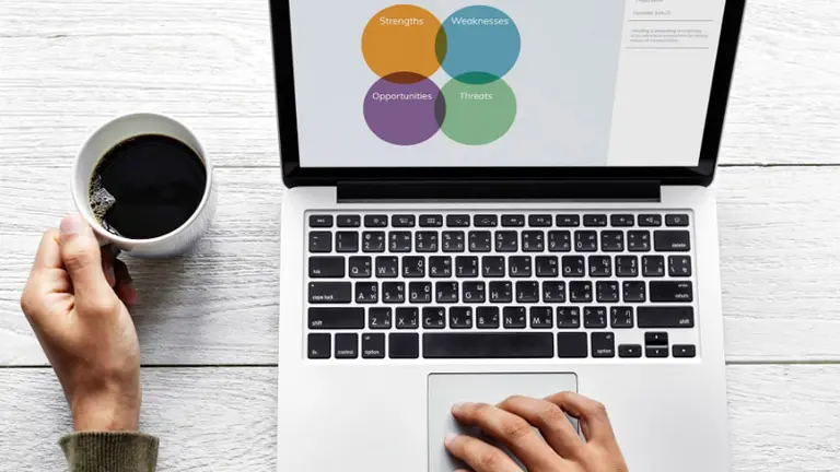 Llega a la Argentina una tecnológica española que busca mejorar la experiencia del empleado y el cliente