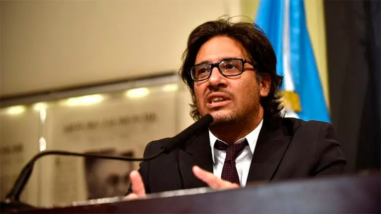 Críticas del Gobierno a Sergio Massa: "le costará explicar" su candidatura