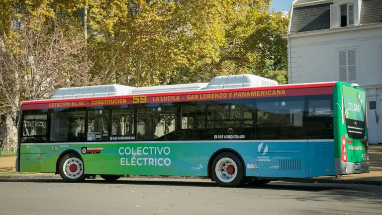 colectivo electrico ciudad de Buenos Aires