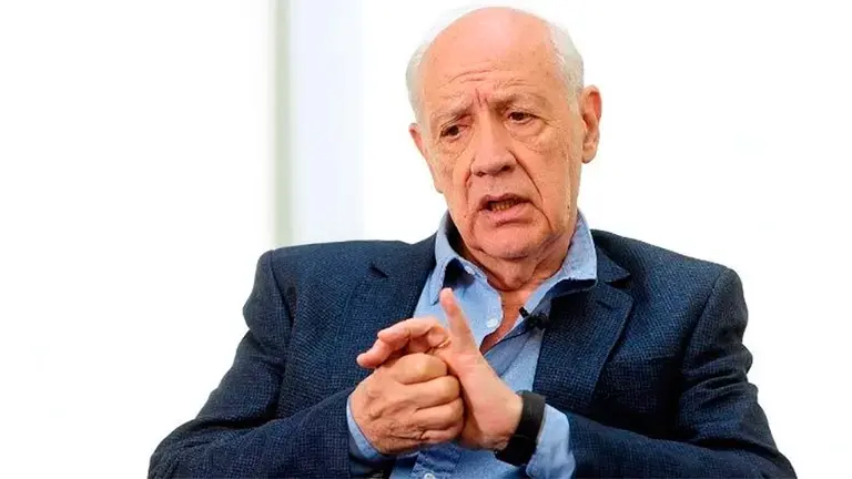 Lavagna le abre la puerta a las internas pero sólo si también las hacen Macri y Cristina