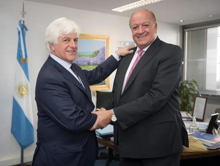 Contadores reclaman prórroga de impuestos al subsecretario de política tributaria de la Nación