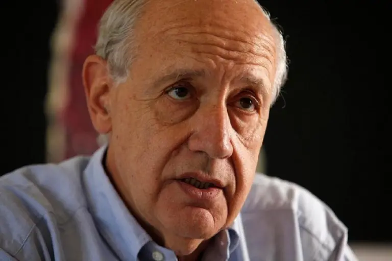 Aferrado a Consenso 19 y lejos de Alternativa Federal, Lavagna ratificó su candidatura presidencial