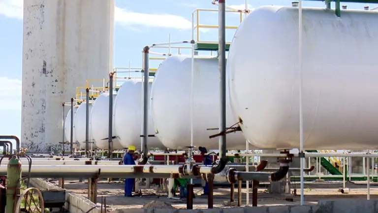 Por decreto, Macri otorga beneficios para la construcción de un nuevo gasoducto en Vaca Muerta