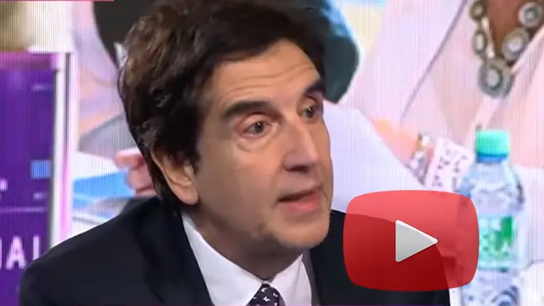 "No volvemos más al dólar libre y tipo de cambio flotante"