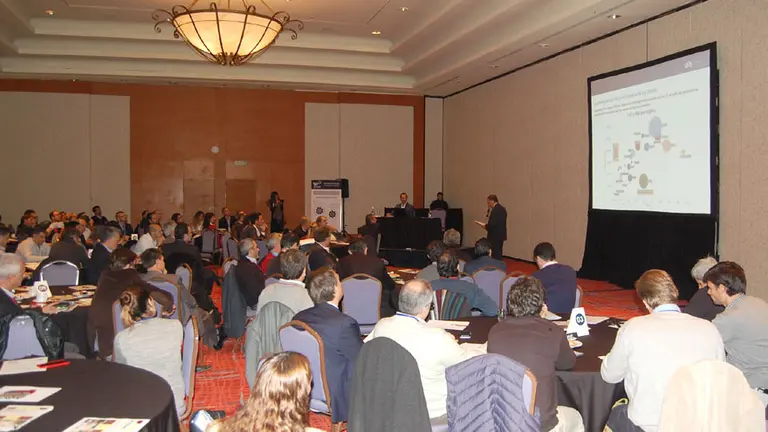 Más de 150 ejecutivos argentinos analizarán los desafíos para alcanzar la competitividad industrial en tiempos de crisis