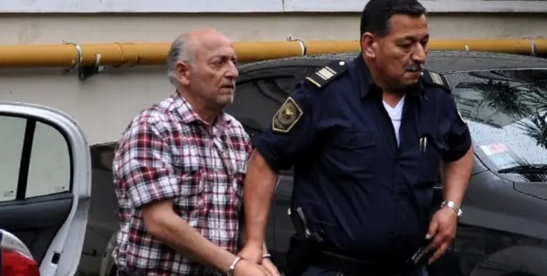 "Me quedé sin nada, me peló", dice un denunciante del "gurú de las finanzas"