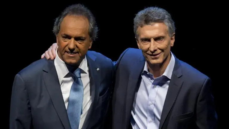 A dos meses de las PASO presidenciales, ¿cómo eran los resultados de las encuestas en el año 2015?