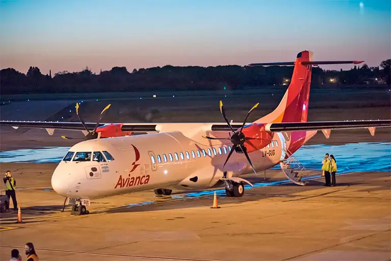 La aerolínea Avianca deja de operar en la Argentina, al menos por seis meses