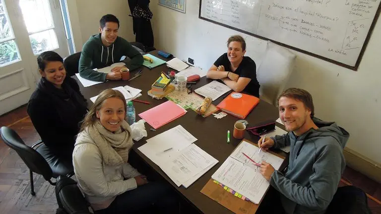 Aprender inglés con profesores nativos: por qué es un boom en Argentina