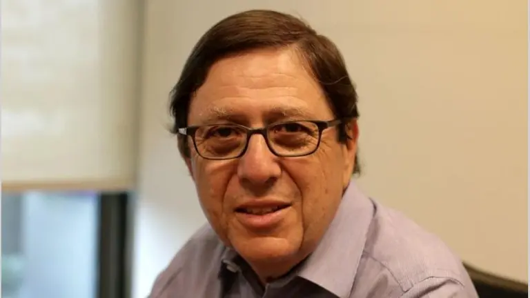 Asesor de Mauricio Macri habla de dólar a $65 y pide varios tipos de cambio para fin de año