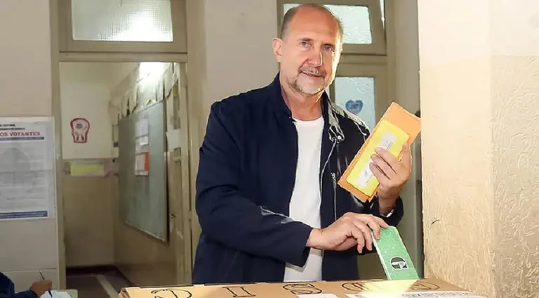 La difícil apuesta de Perotti: ser una síntesis entre el estatismo K y el apoyo al interior productivo