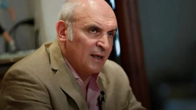 Espert propone planes a cambio de trabajo y mejor paga por menos hijos