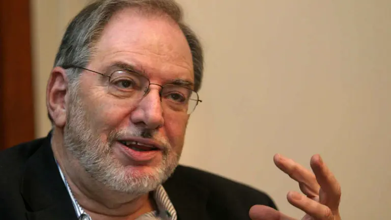 Loser: "Sobre la reestructuración de deuda con el FMI hay slogans de campaña muy atractivos que no son correctos"