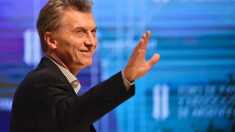 El insólito error de Mauricio Macri al "autodonarse" dinero para la campaña electoral