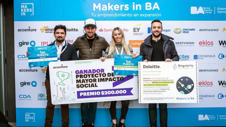 The Food Market, Wipei y Caecus LAB ganaron el concurso Makers in BA