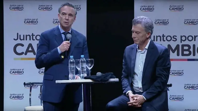 Estrategia de campaña: Pichetto le pega al kirchnerismo y Macri enumera los logros de gestión